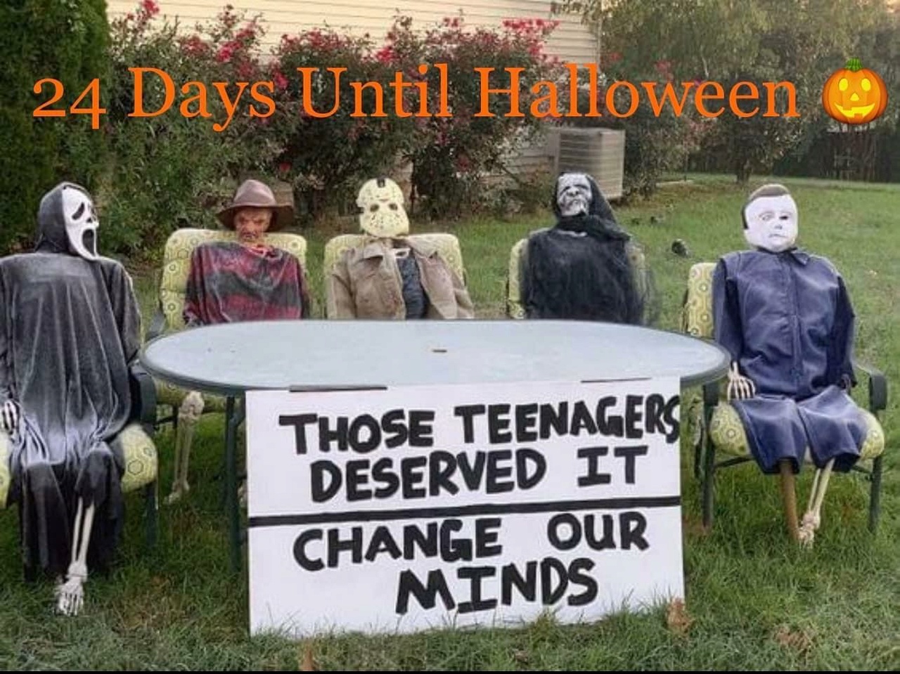 31 Memes to Halloween Change10